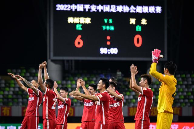 开云体育下载-大胜对手庆贺中秋节 梅州客家扛起南粤足球大旗？